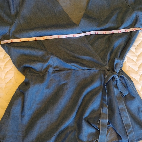 Elegant Denim Wrap Blouse - Picture 5 of 7